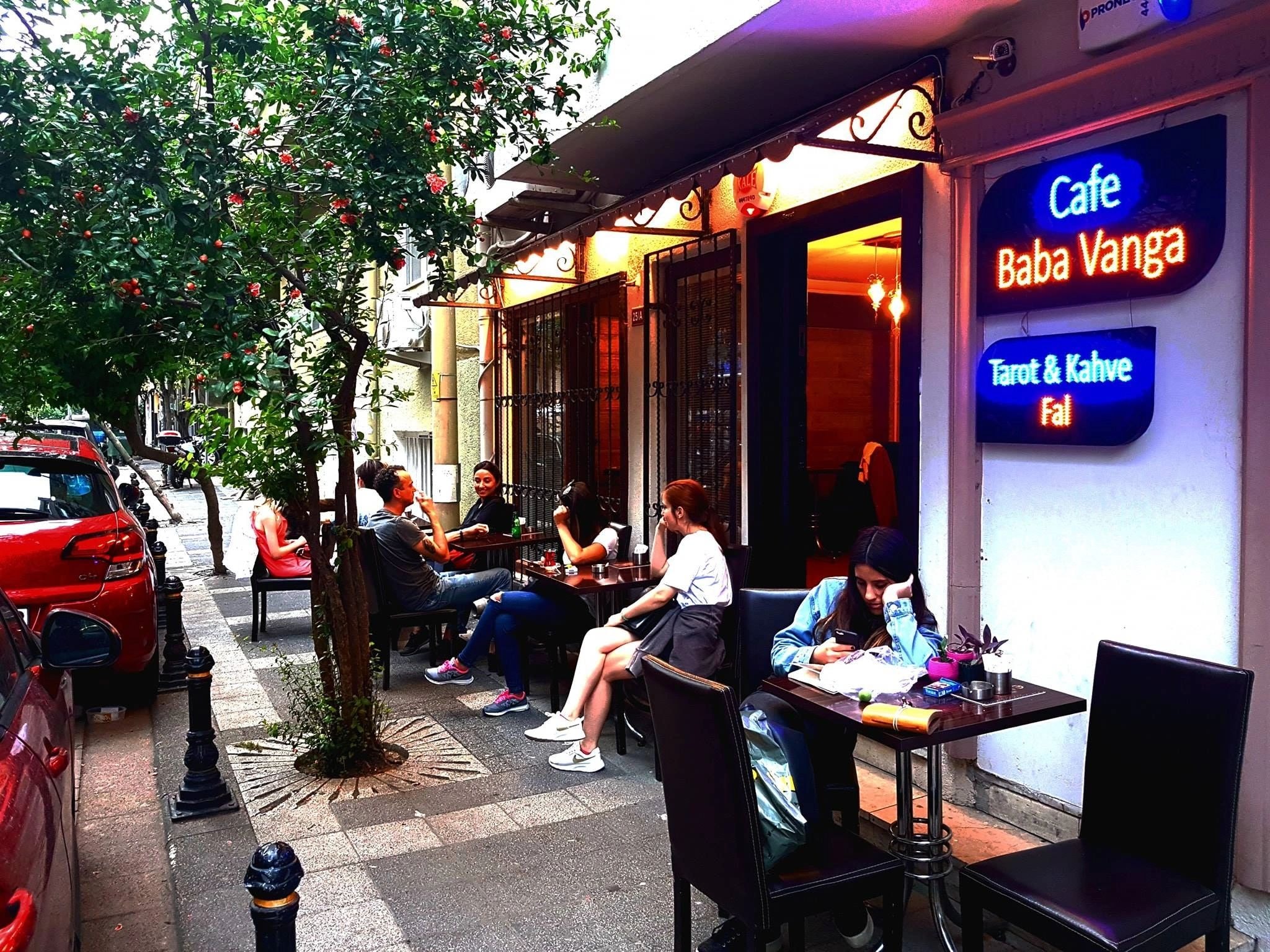 Fal Cafe Baba Vanga dış mekan